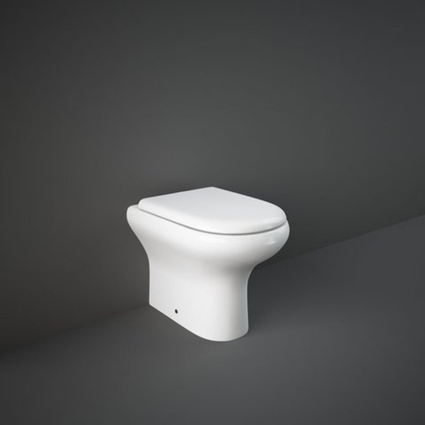 immagine-1-rak-ceramics-vaso-wc-a-pavimento-filo-parete-rak-compact-in-ceramica-sedile-per-vaso-rak-compact-originale-ean-99580483-jpg_f75b6d74-a983-4fa5-9708-380d72c05c9f